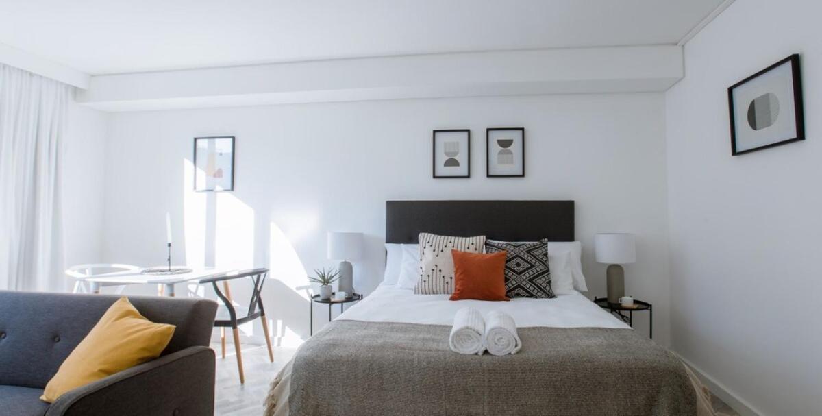 Stylish, Modern, Walk To Restaurants And Cbd Apartman Fokváros Kültér fotó