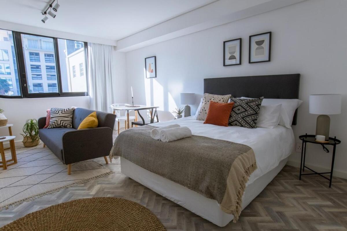 Stylish, Modern, Walk To Restaurants And Cbd Apartman Fokváros Kültér fotó